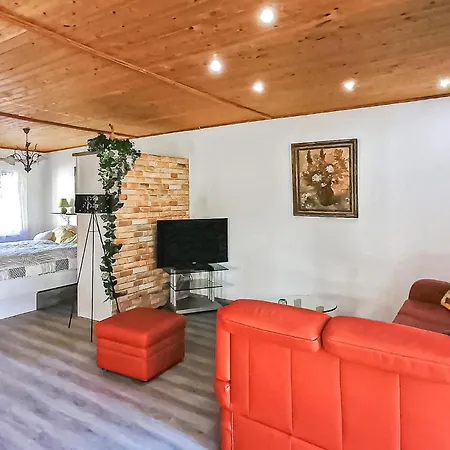 Holiday home Awesome In Koenigs Wusterhausen Ot *